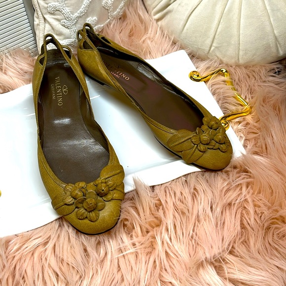 VALENTINO FLATS - Picture 1 of 9